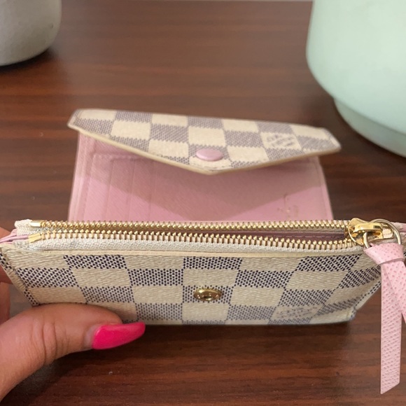 Louis Vuitton wallet - Picture 4 of 5